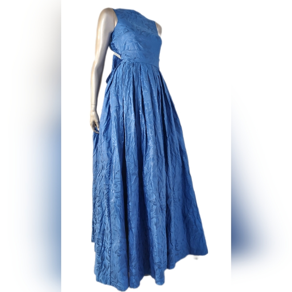 $3,000 CH CAROLINA HERRERA BLUE BROCADE GOWN S - Picture 3 of 15